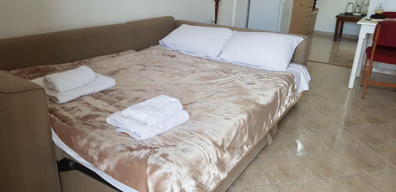 Dimitris Apartment 80M From The Beach Nea Peramos Buitenkant foto